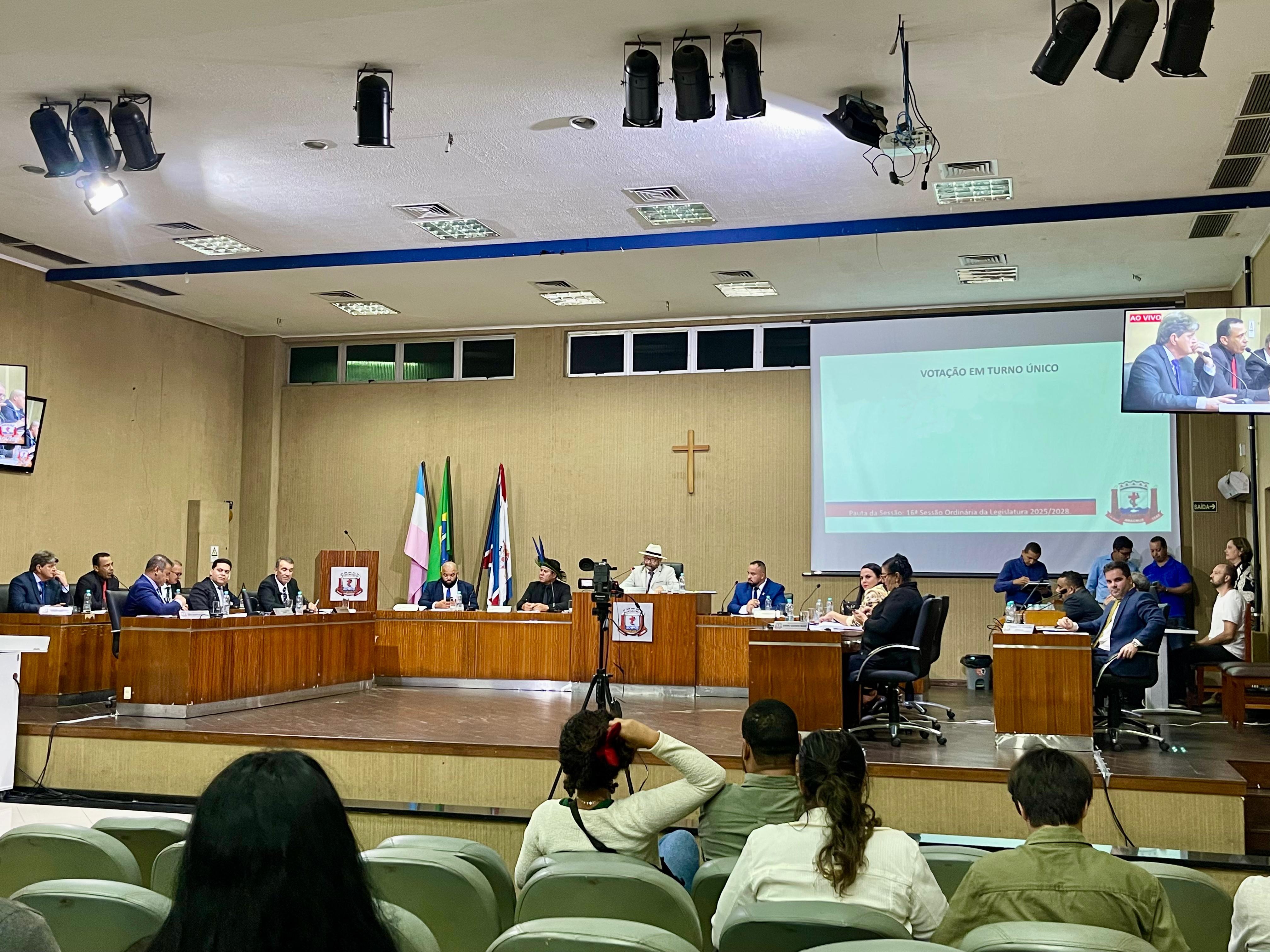APROVAÇÃO DE PROJETOS DE LEI E DE RESOLUÇÃO MARCAM 16ª SESSÃO ORDINÁRIA DA CÂMARA MUNICIPAL DE ARACRUZ