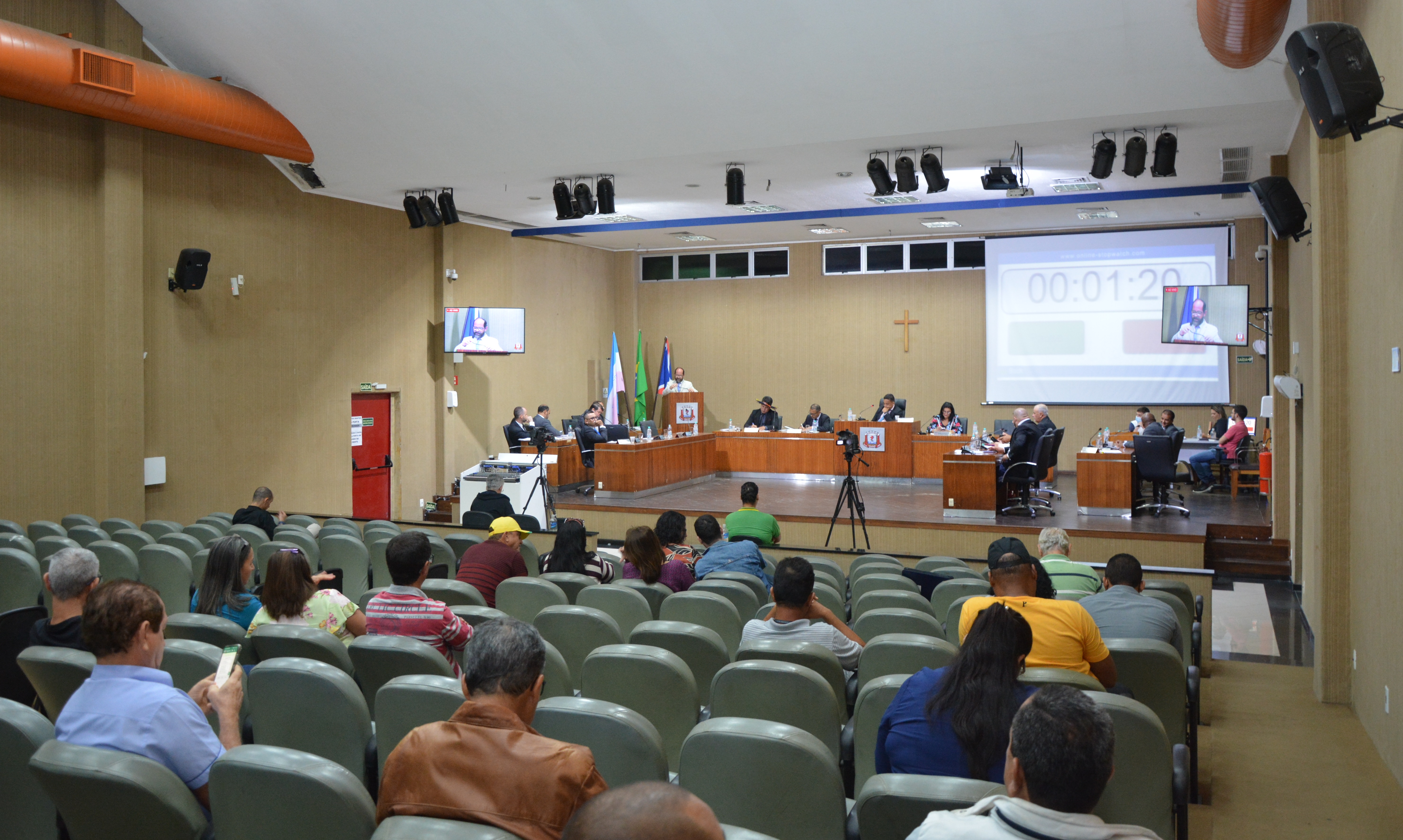 APROVADO PROJETO QUE ALTERA NOME DE ESCOLA PARA ADEQUÁ-LA AO FORMATO DE TEMPO INTEGRAL