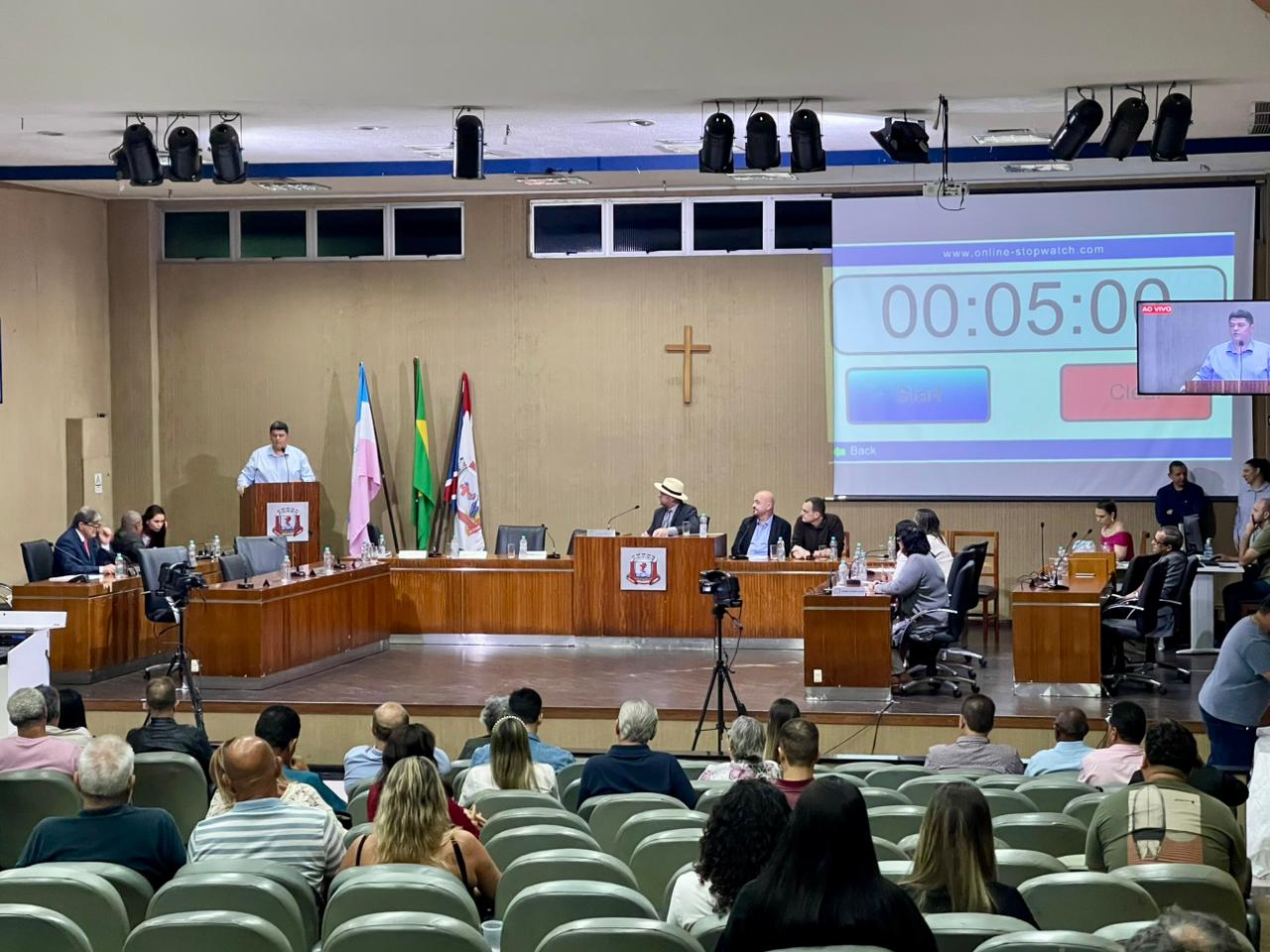 AUDIÊNCIA PÚBLICA DEBATE DESCONTENTAMENTO DA POPULAÇÃO DA ORLA DE ARACRUZ COM SERVIÇOS PRESTADOS PELA CESAN