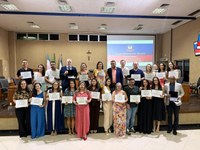 CÂMARA MUNICIPAL DE ARACRUZ REALIZA SESSÃO SOLENE EM HOMENAGEM AO DIA DO ARQUITETO E URBANISTA