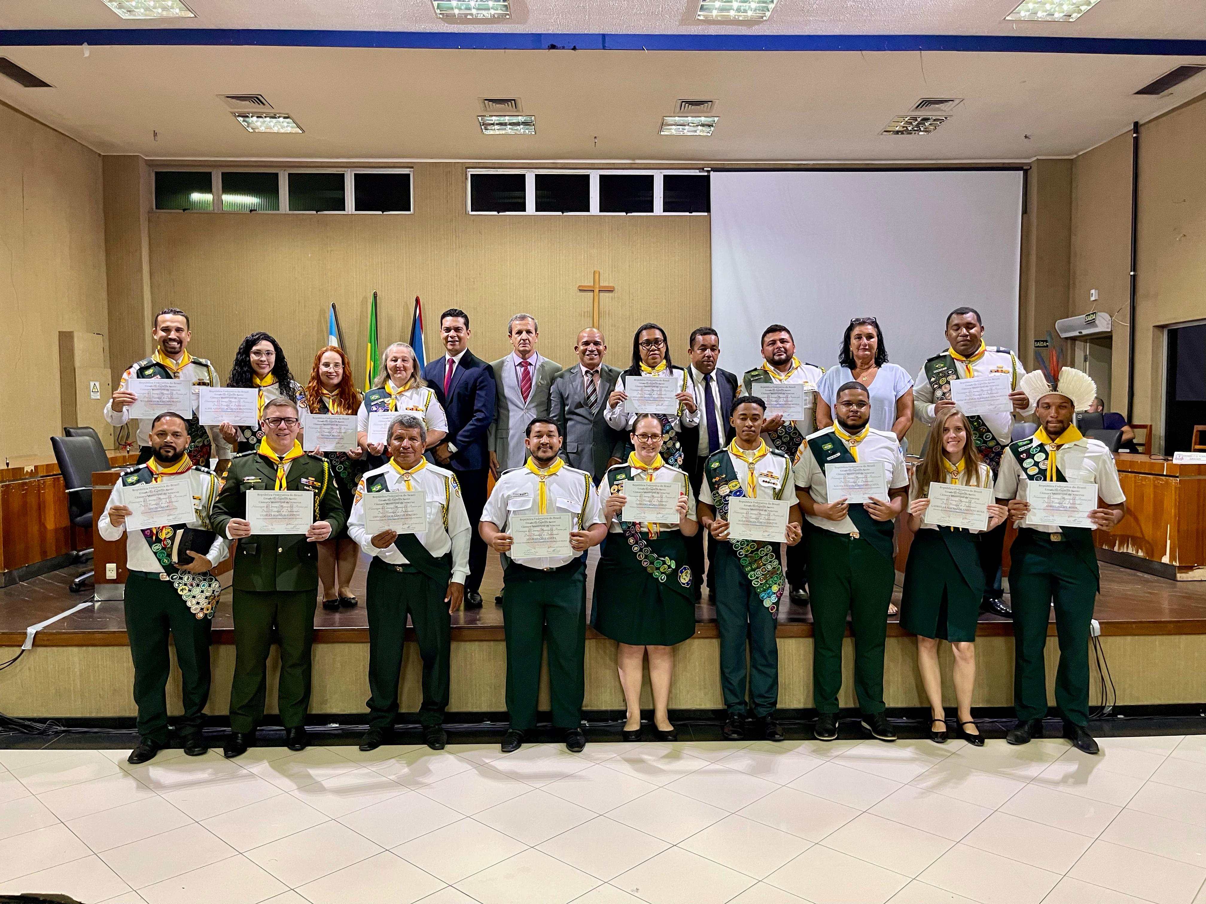 CÂMARA MUNICIPAL DE ARACRUZ REALIZA SESSÃO SOLENE EM HOMENAGEM AO DIA MUNICIPAL DO DESBRAVADOR