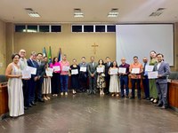 CÂMARA MUNICIPAL REALIZA SESSÃO SOLENE EM HOMENAGEM AOS 10 ANOS DA IGREJA BATISTA DO VILA NOVA