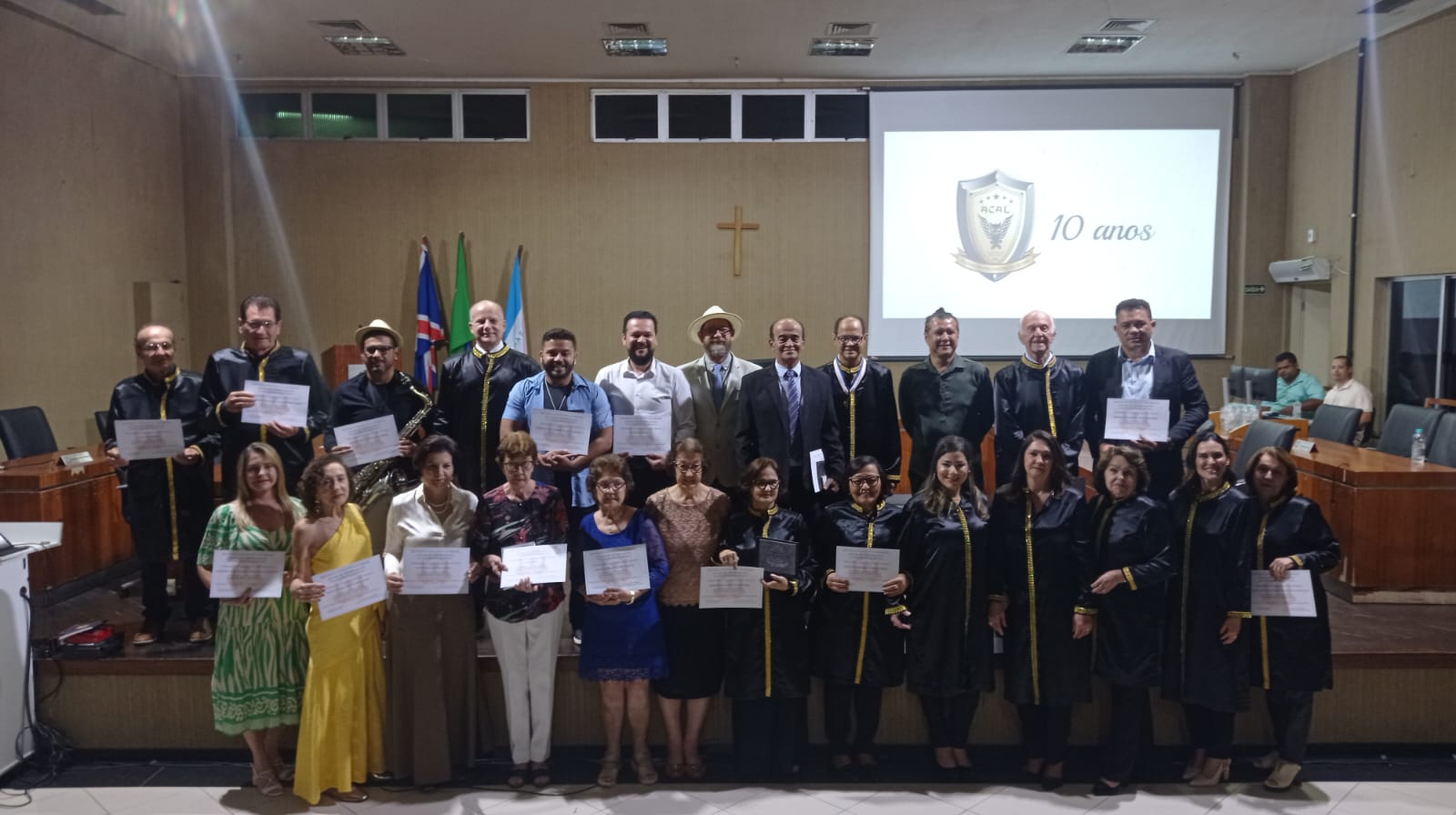 CÂMARA REALIZA SESSÃO SOLENE EM HOMENAGEM AOS DEZ ANOS DA ACADEMIA ARACRUZENSE DE LETRAS