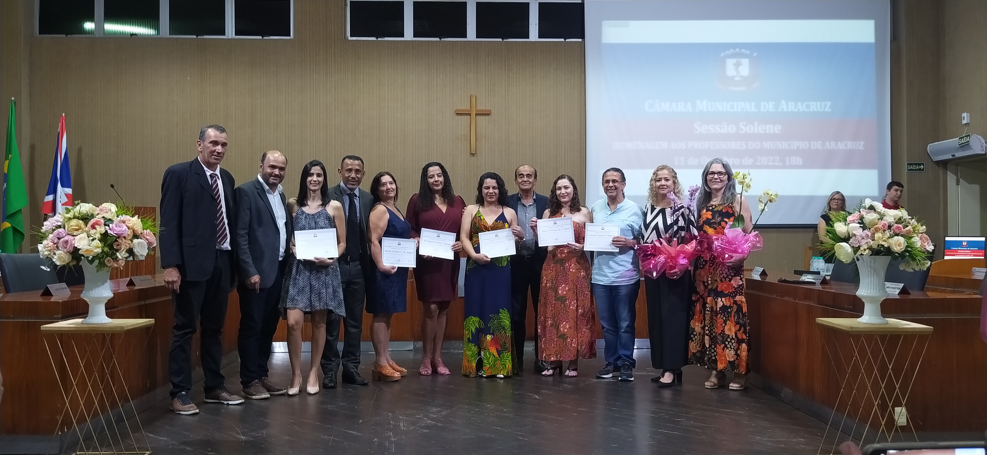 CÂMARA REALIZA SESSÃO SOLENE EM HOMENAGEM AOS PROFESSORES