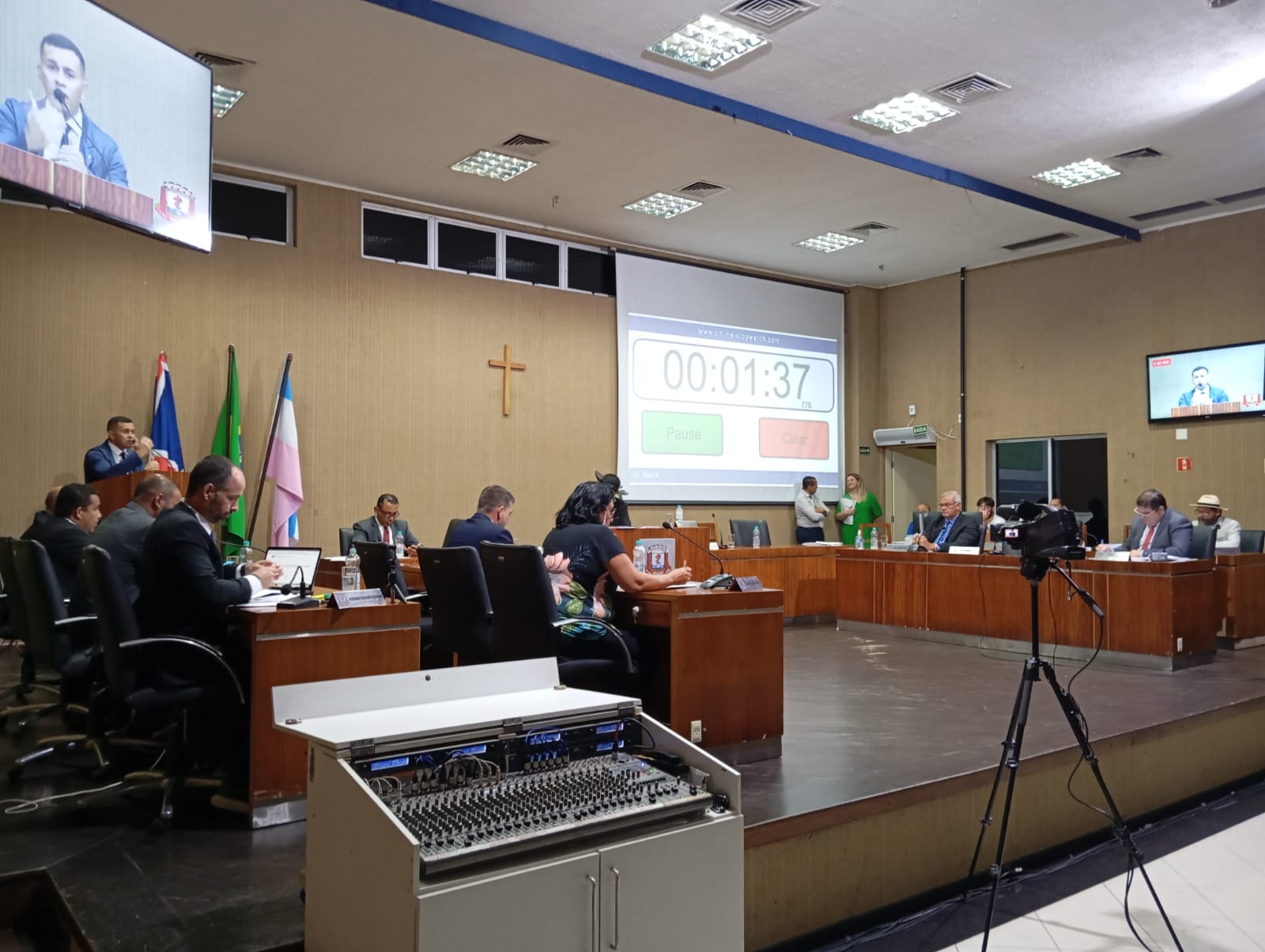 COMBATE À DENGUE E QUALIDADE DO TRANSPORTE PÚBLICO FORAM OS ASSUNTOS EM DESTAQUE NA 133ª SESSÃO ORDINÁRIA