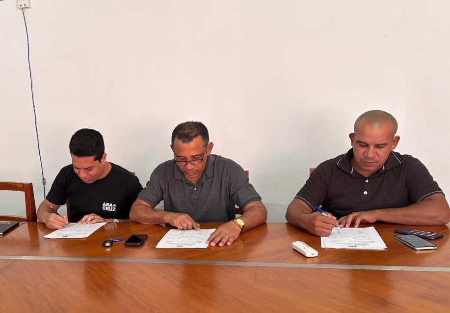COMISSÃO DE HONRARIAS APRESENTA PROJETO QUE CONCEDE DIPLOMA “ALUNO DESTAQUE” 