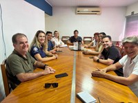 COMISSÃO SE REÚNE COM CONSELHEIROS MUNICIPAIS PARA ALINHAR PAUTAS DA EDUCAÇÃO