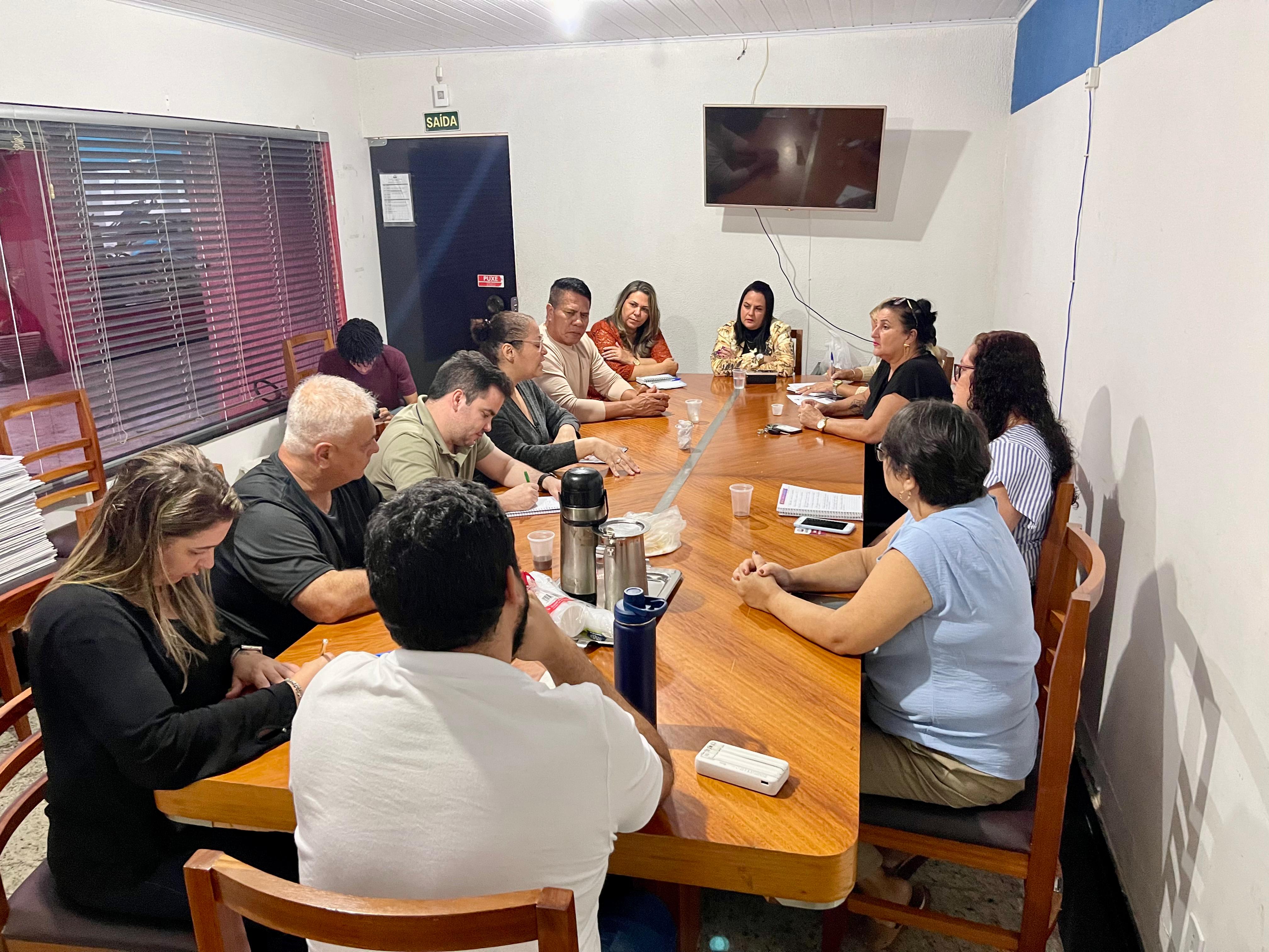 COMISSÕES DA CÂMARA RECEBEM FAMILIARES DE VÍTIMAS DOS ATENTADOS ÀS ESCOLAS DE COQUEIRAL
