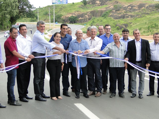 Câmara de Vereadores participa da inauguração da reabilitação da ES 257