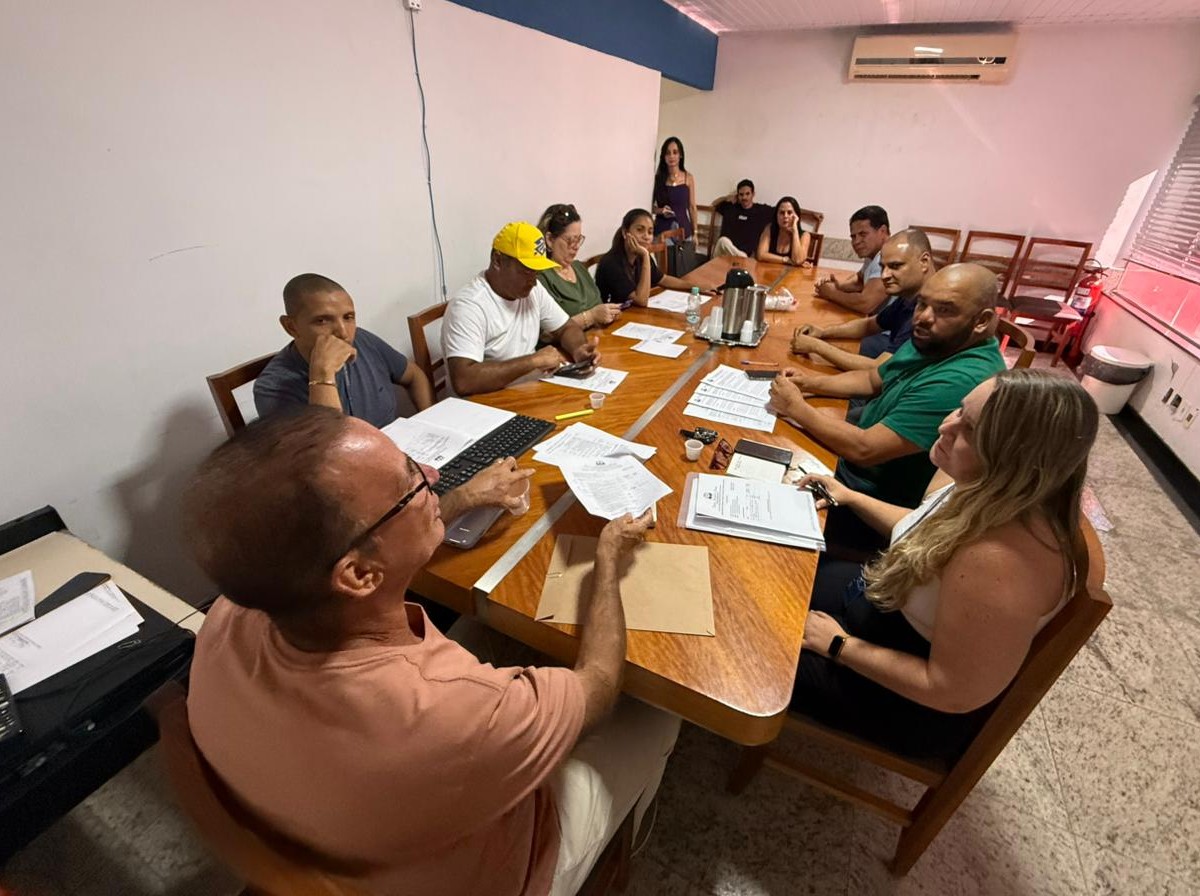 PROJETO QUE CONCEDE GRATIFICAÇÃO AOS PROFISSIONAIS DOS PROGRAMAS DE SAÚDE RECEBE PARECER FAVORÁVEL 