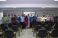 VEREADORES PARTICIPAM DE CAFÉ DA TARDE COM REPRESENTANTES DO RECANTO DO ANCIÃO.